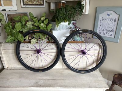 Industry 9 Solix wheelset