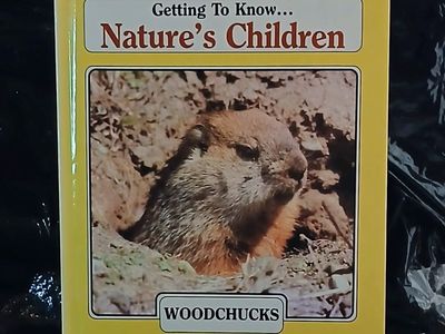 Getting to Know Nature's Children: Woodchucks/Alligators Educational Book 18