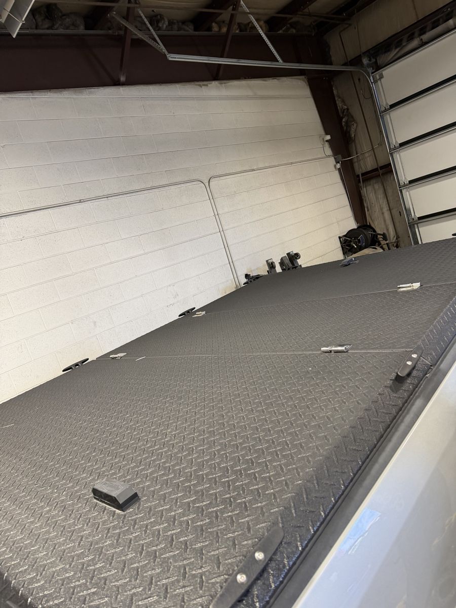 8’ diamondback bed cover