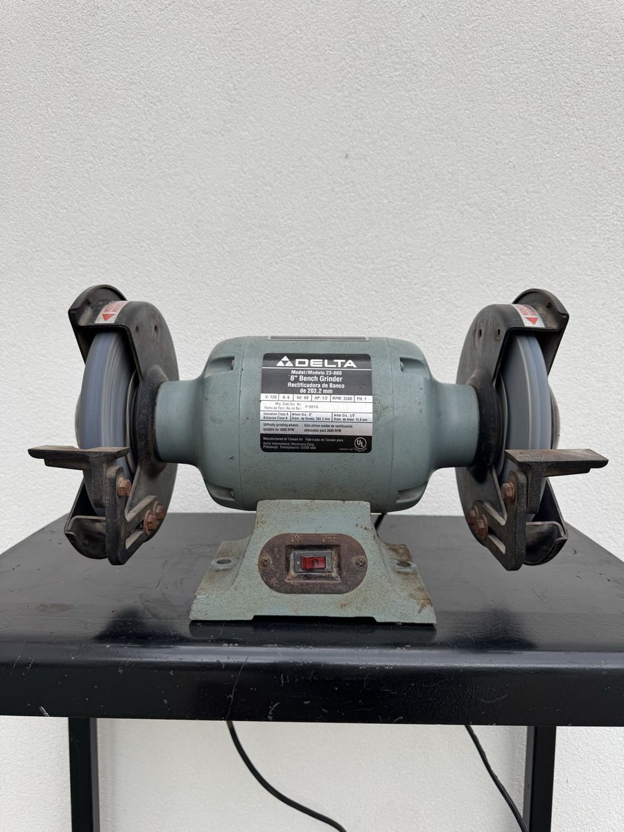 Delta 8" Bench Grinder Model 23-880 1/2 HP