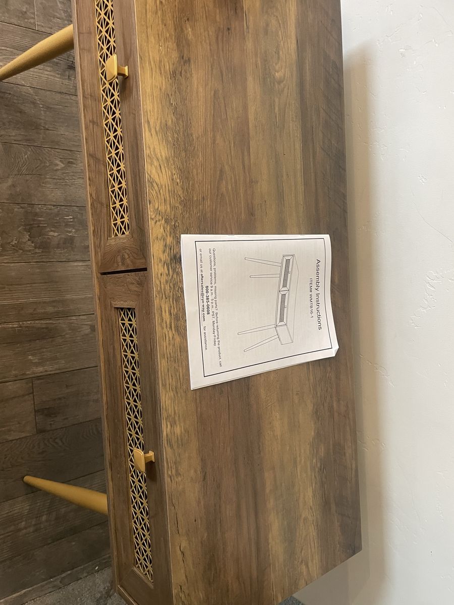 Main image 6