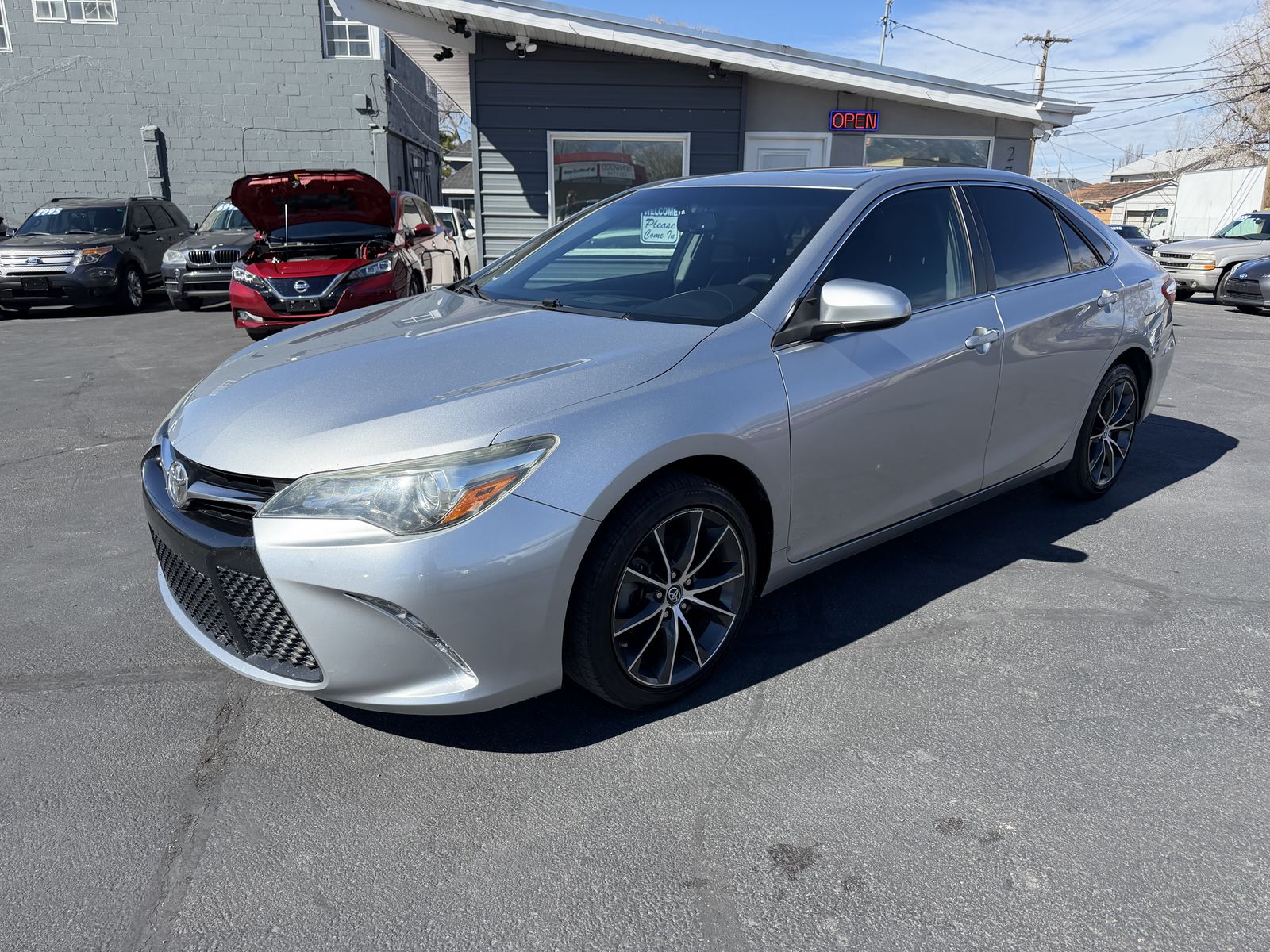 2015 TOYOTA CAMRY XSE