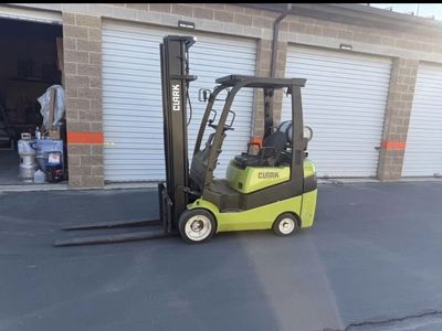 2016 Clark Forklift Industrial Lift Truck - Propane Powered Material Handling Equipment