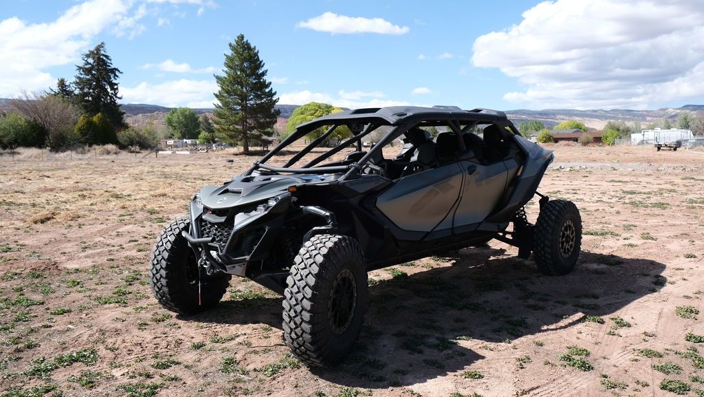2026 Can-Am Maverick R MAX X rc With Smart-Shox