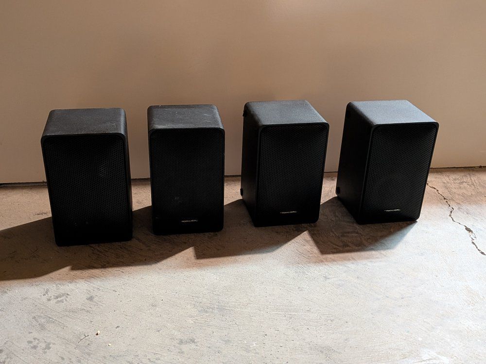 minimus 7 speakers and dell monitors
 all $10 each