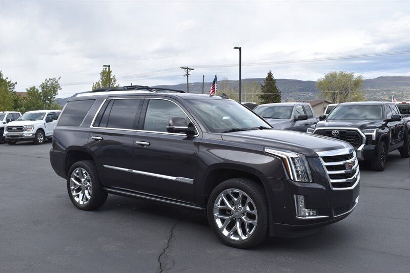 2017 Cadillac Escalade Premium Luxury