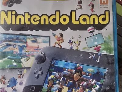 WII U NINTENDO LAND (LIKE NEW)