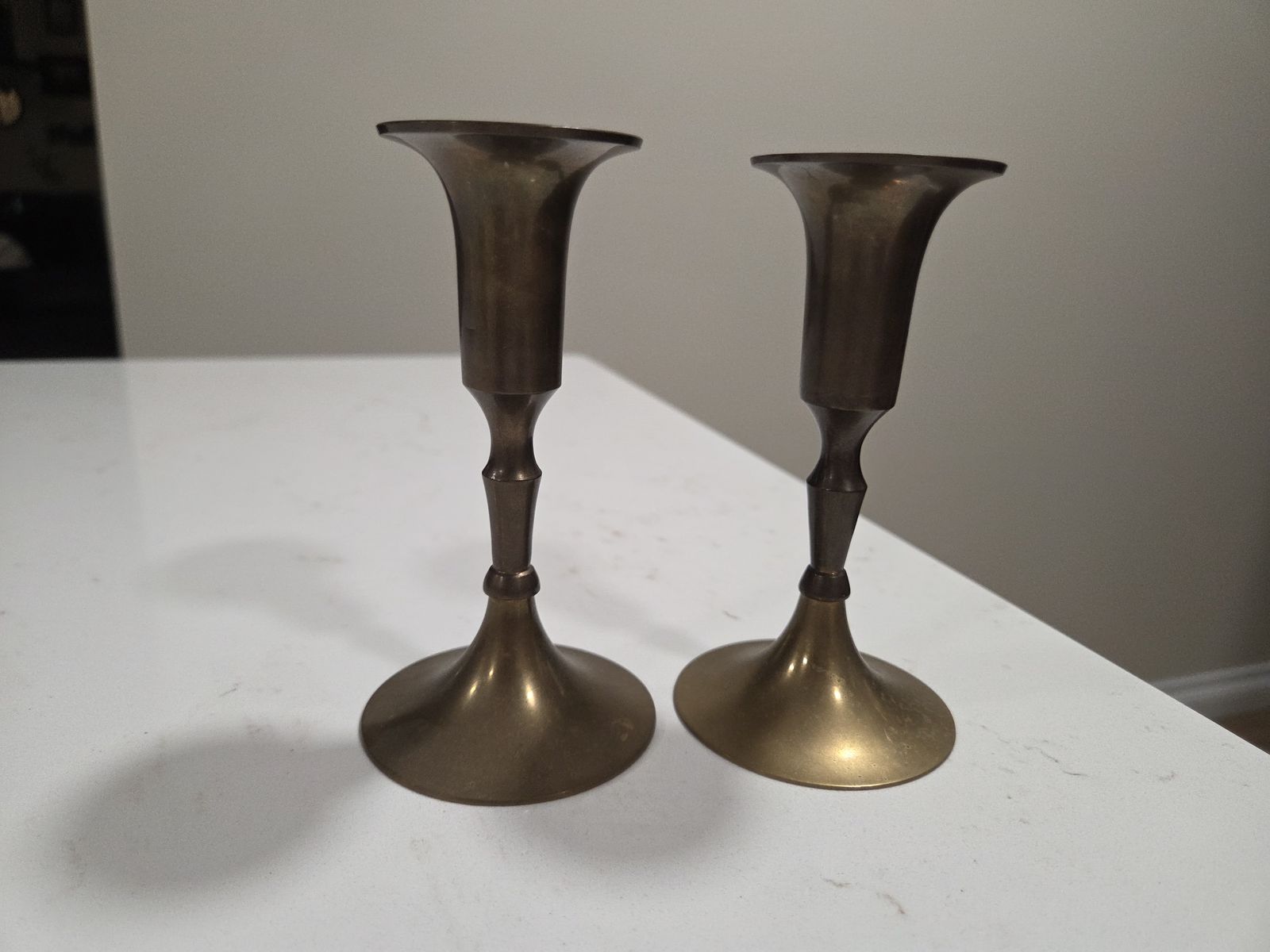 Candle holder