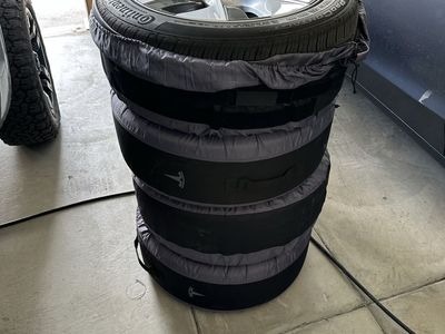 Tesla Model Y 19" Gemini Wheels and Continental Tires Set with Storage Bags
