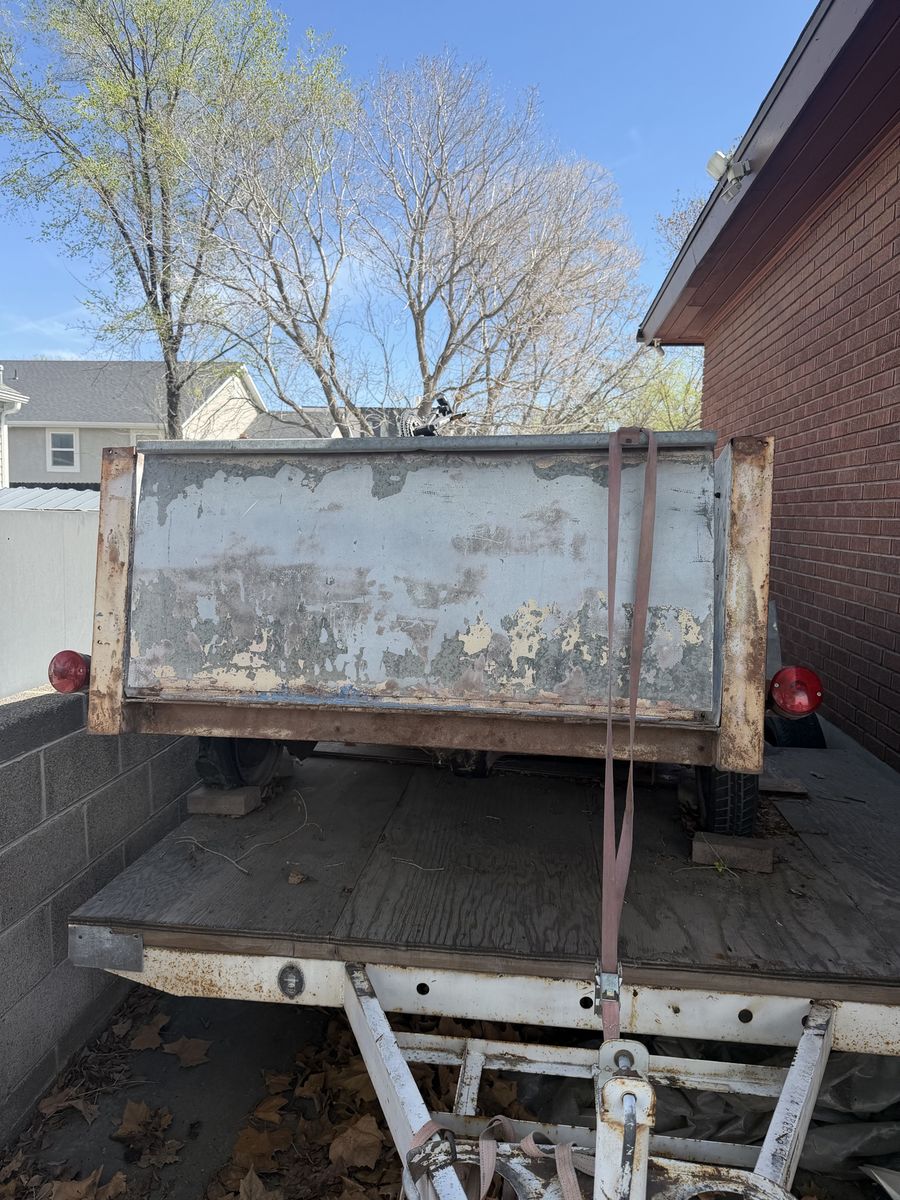 All Metal Dump Like Trailer Needs A Tire or Spare