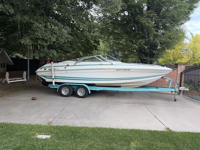 Formula 233 LS Bowrider Boat with Trailer