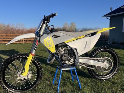 2023 Husqvana TC 125