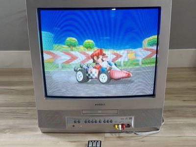 Toshiba 20” CRT TV Vintage Retro Gaming