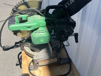 Hitachi 10" Compound Miter Saw
