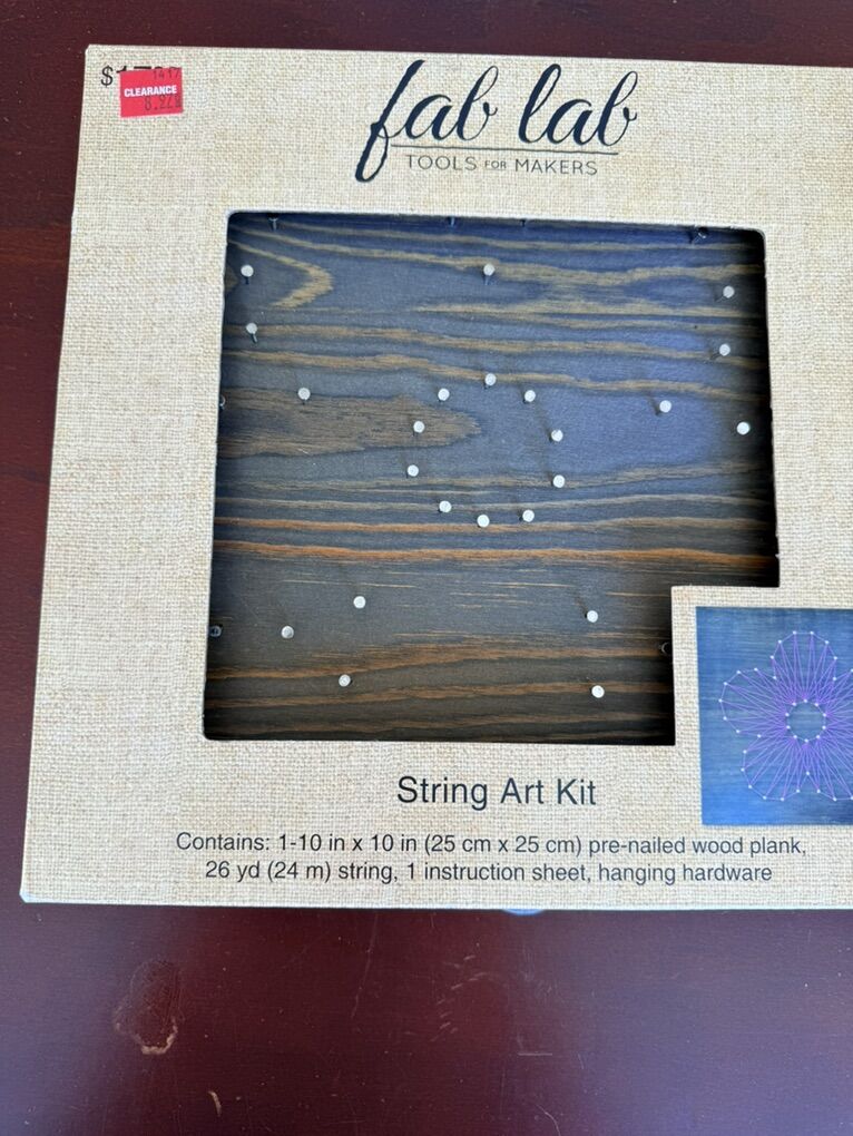 String Flower Wood Art Kit NEW Christmas
