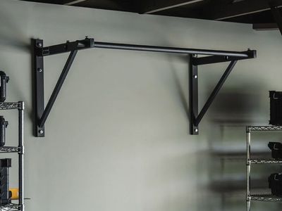 Titan Adjustable Pull Up Bar