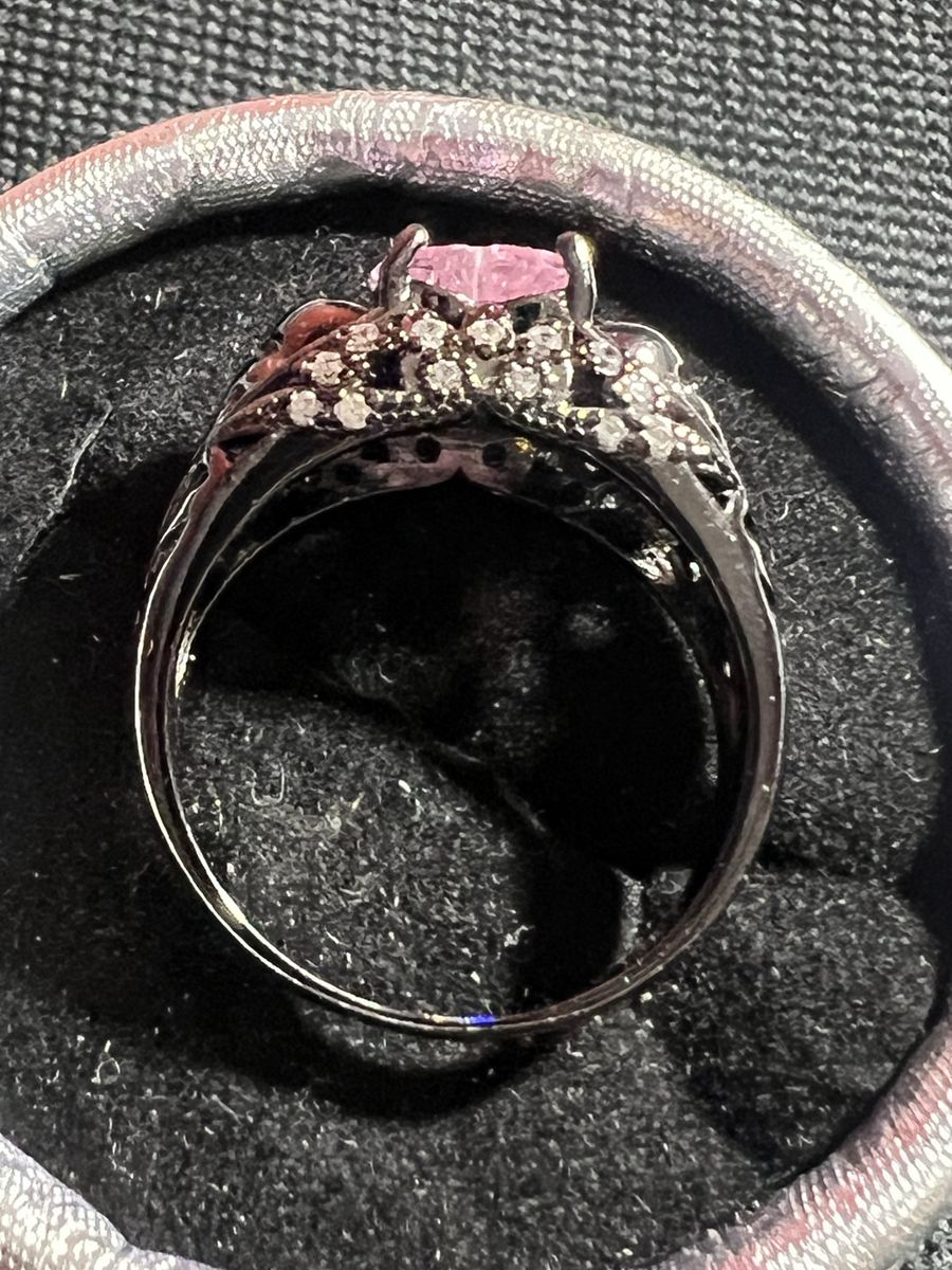 Main image 3
