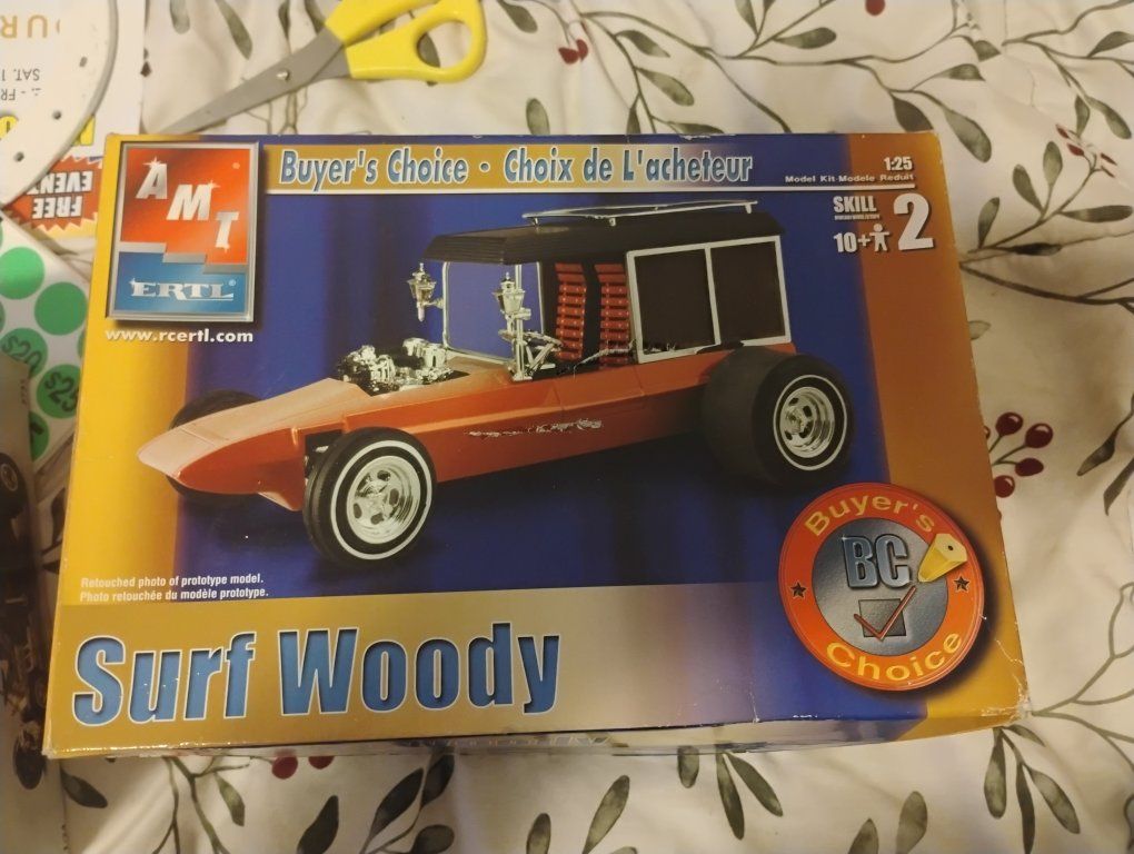 AMT ERTL Buyer's Choice Surf Woody Model Kit 1:25 Scale Skill 2 (10+)