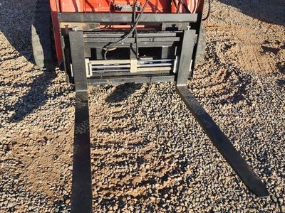 Hydraulic Pallet Fork Attachment for Skid Steer / Track Loader