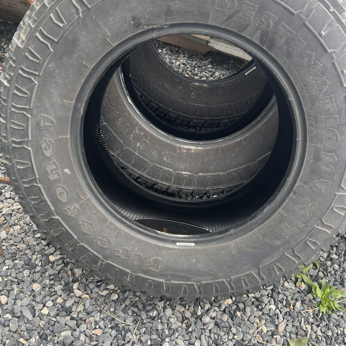 33x12.50R18 Firestone