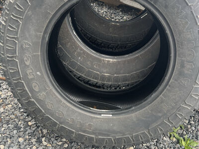 33x12.50R18 Firestone