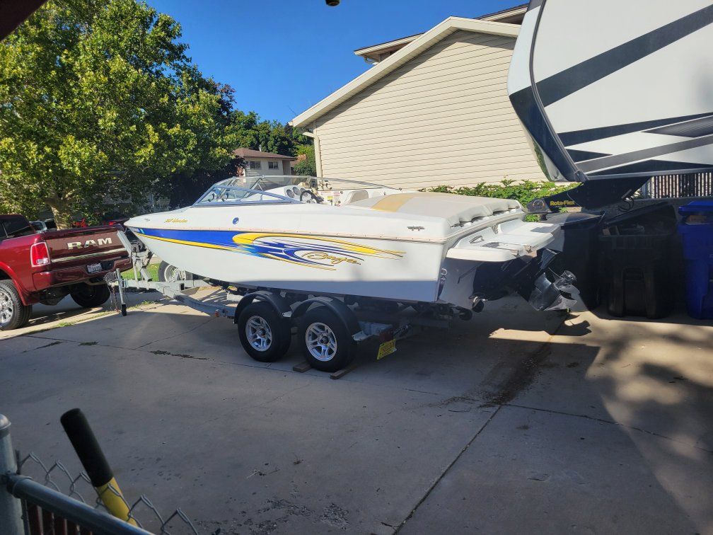 Baja 202 Islander Bowrider Boat - White, Yellow, and Blue, Used