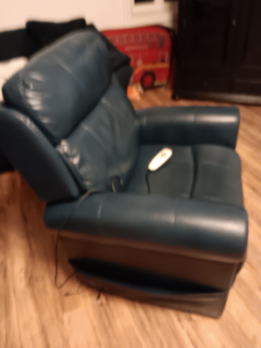 Sit to standing recliner