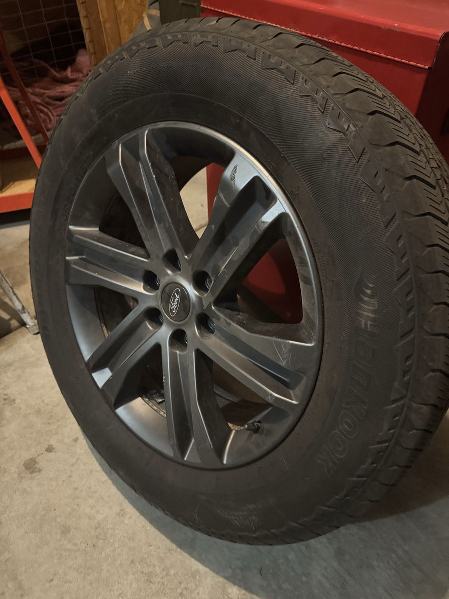 Complete set of 4 Factory F-150 20-inch alloy wheels with Hankook Dynapro Tires $650 OBO