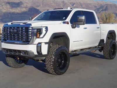 2025 GMC Sierra 3500HD Denali