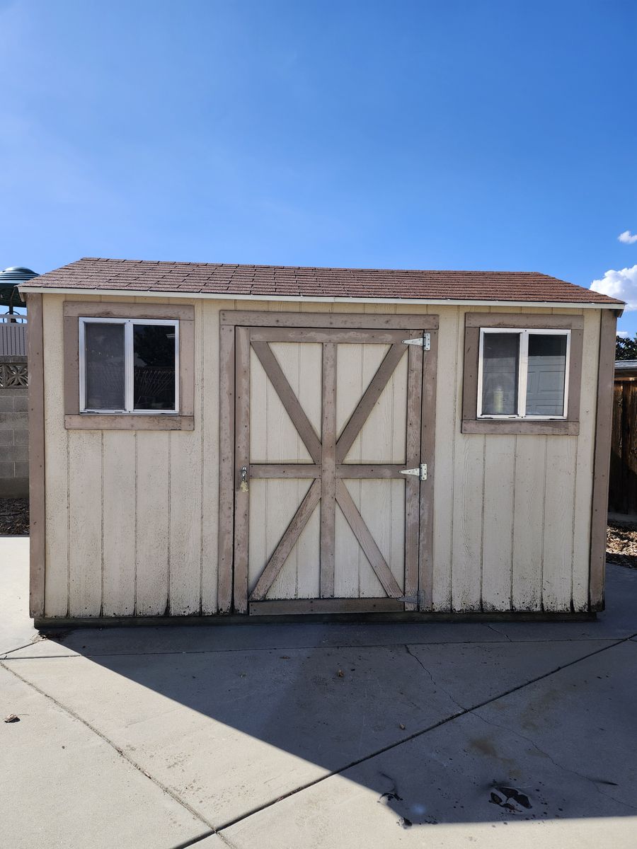 TUFF SHED 8ft x 12ft FREE