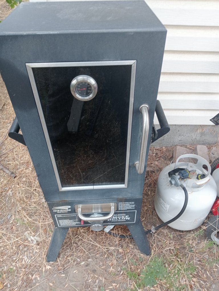 Smoke Hollow Pro Series Propane Vertical Smoker with Viewing Window