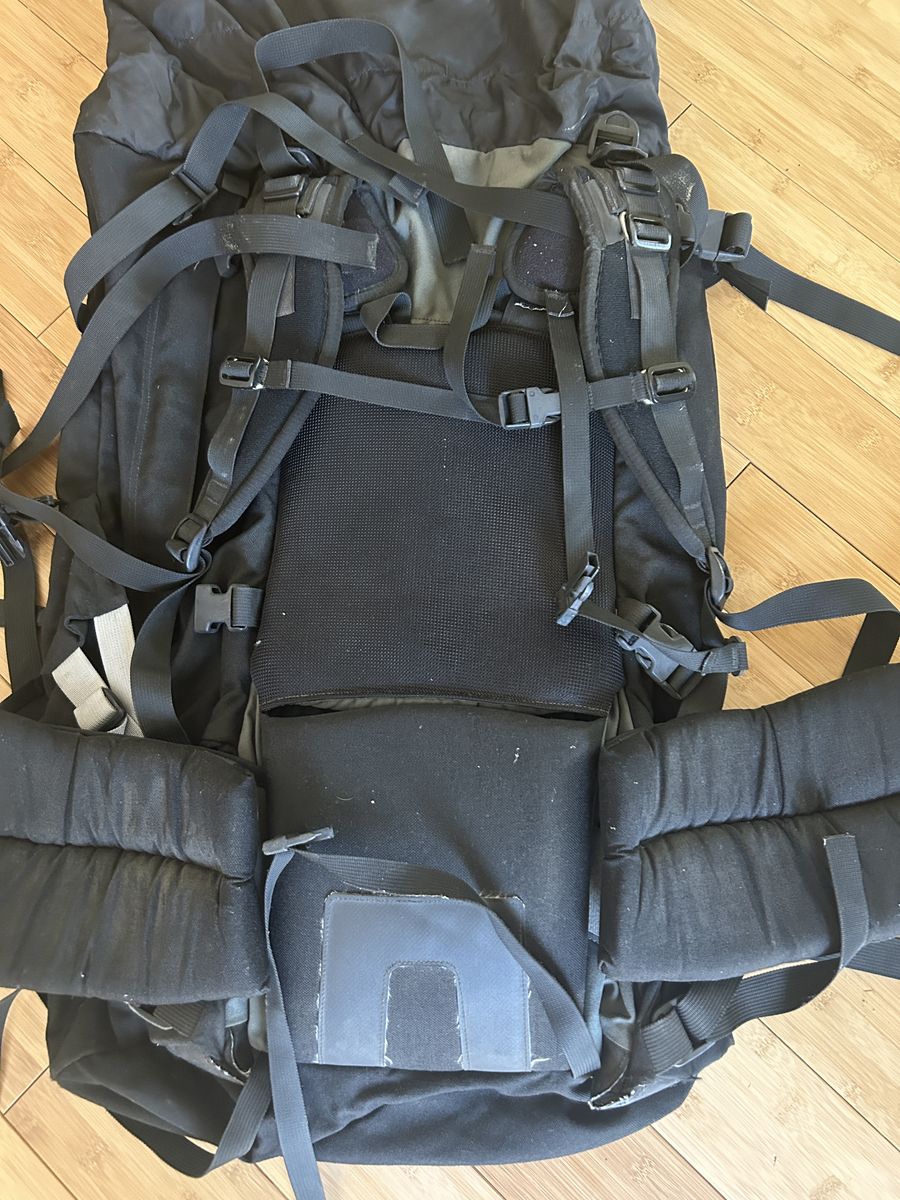 Main image 7