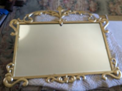 41x33 Metal Wall mirror hand Gilt