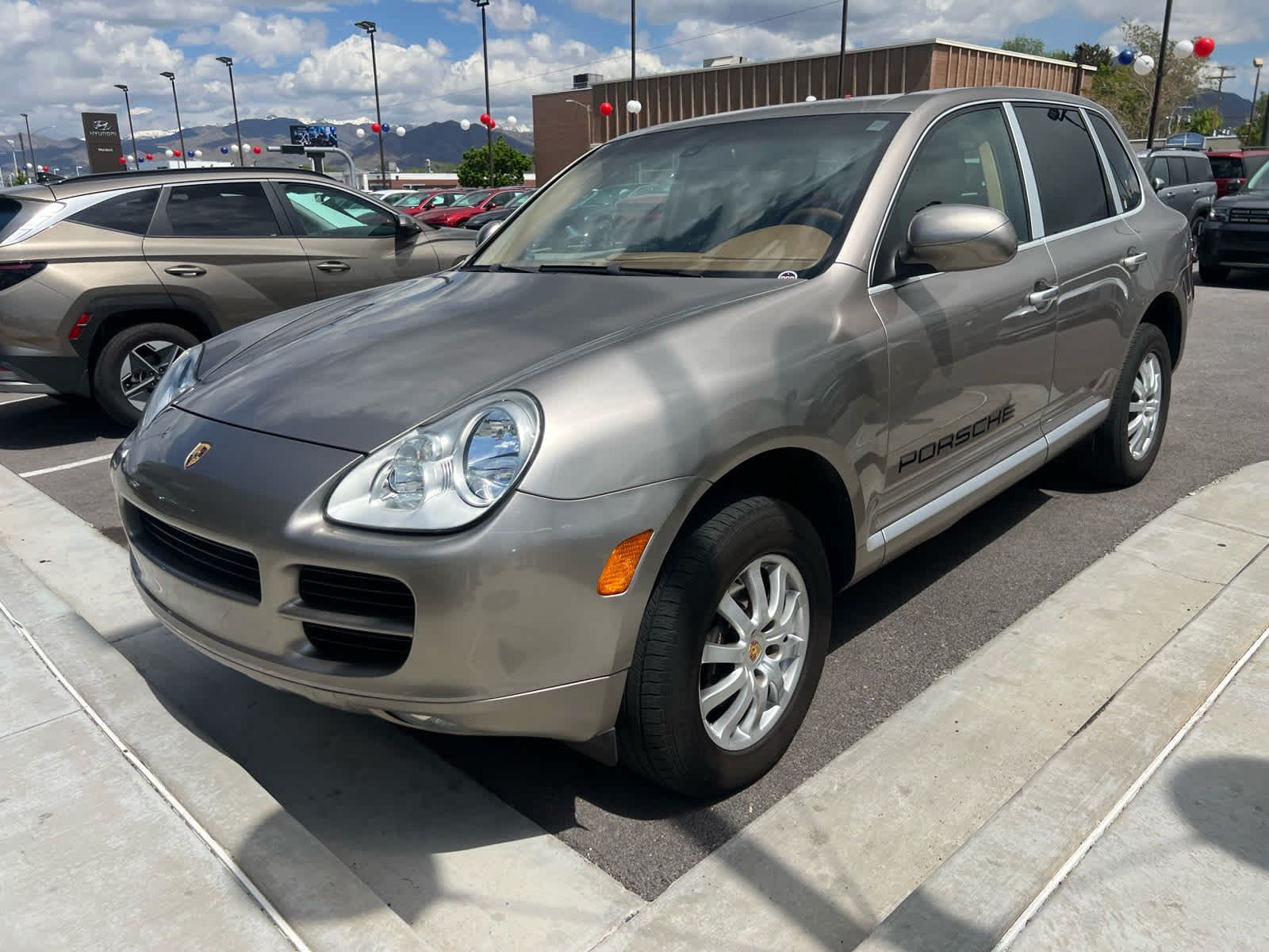 2006 Porsche Cayenne Base
