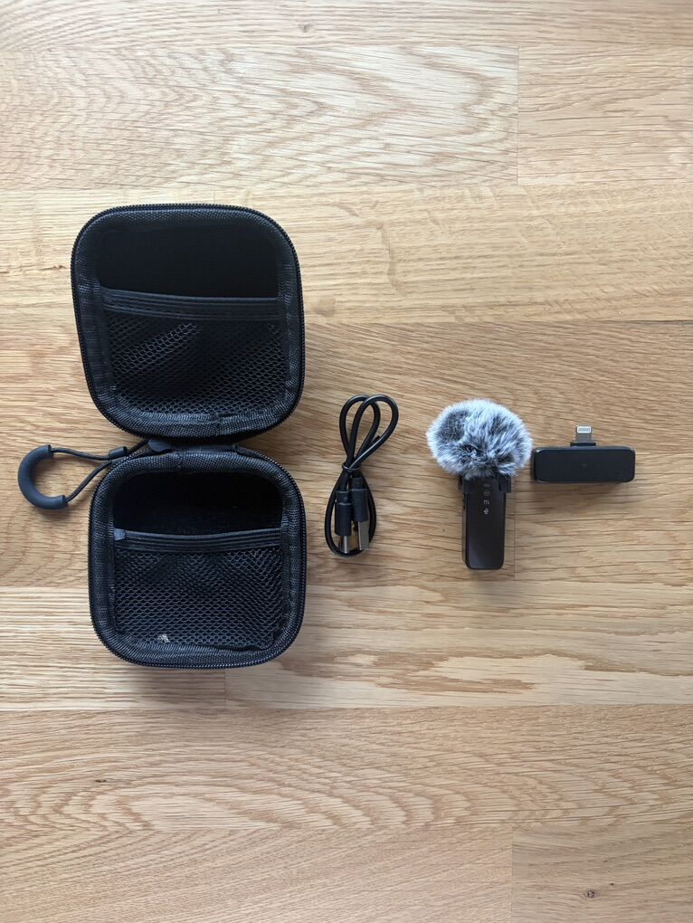 Wireless Lavalier Mic For iPhone