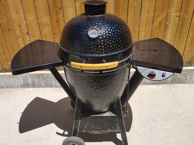 Black Olive Pellet Kamado Grill