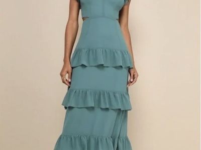 Beautiful Blue / Green Ruffled Formal Dress XS EUC Lulus Cutouts