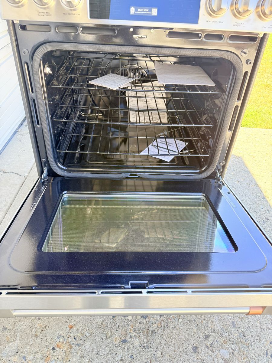 Main image 5
