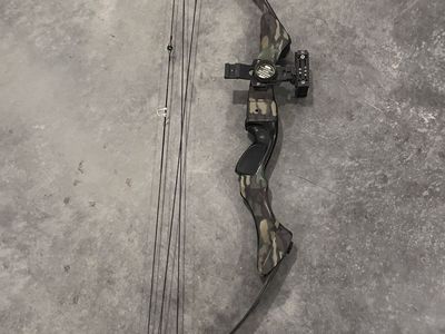 PSE Camouflage Compound Bow - Hunting & Archery Equipment