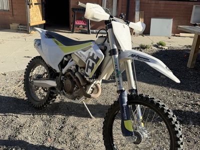 2017 Husky Fx 350 Must Sell