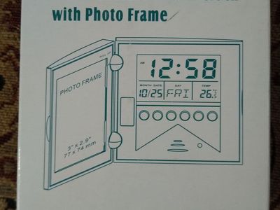 Travel Alarm Clock/Thermometer