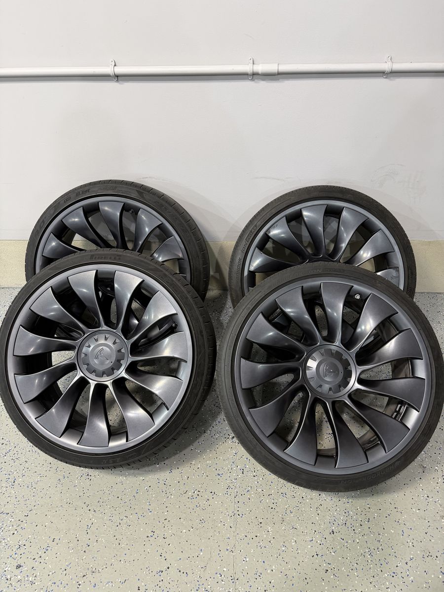 Tesla Model 3 Performance 20 Wheels TIres Rims