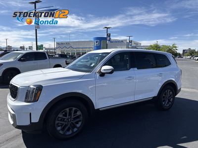 2023 Kia Telluride LX