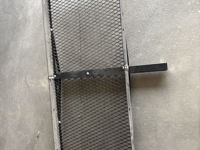Hitch platform