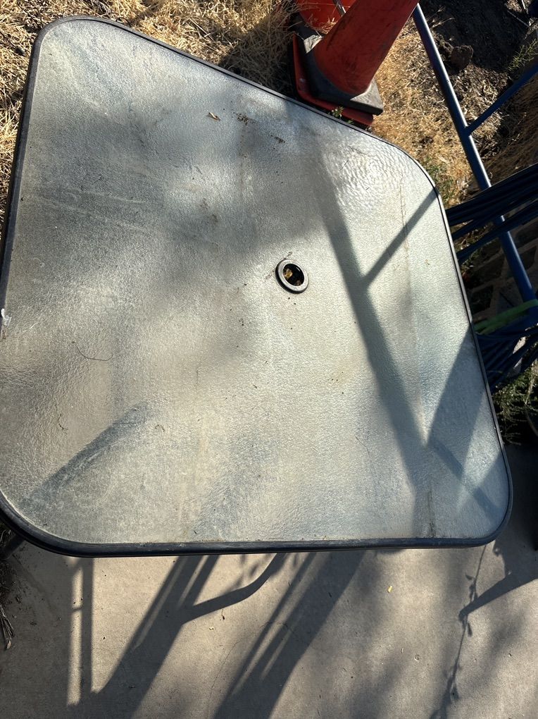 Outdoor Table And 3 ChaiRs