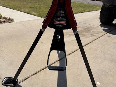 Craftsman Jobsite Vise Portable Workstation Workbench Stand