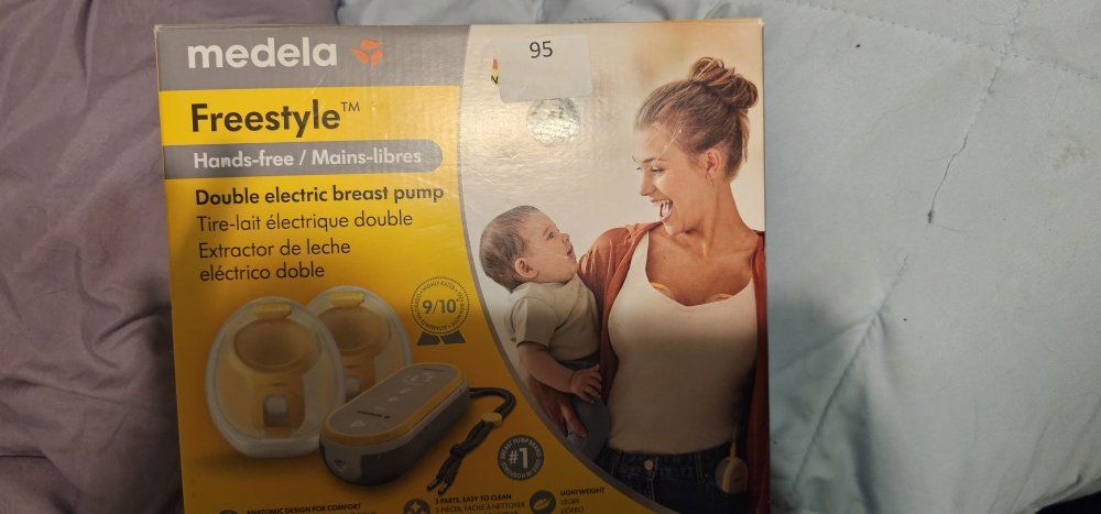 Medela Freestyle breast pump!