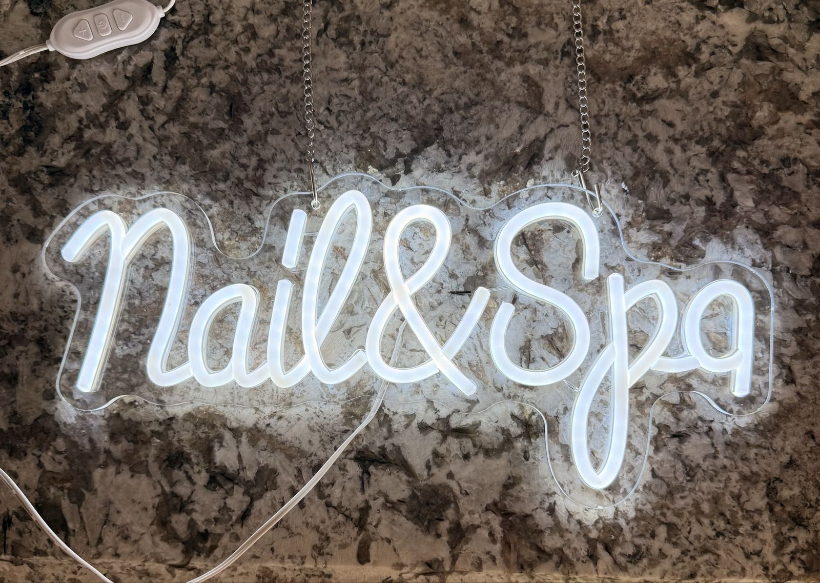 LED Nail & Spa Neon Sign - USB Powered with Hanging Chains