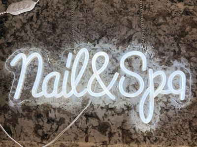 LED Nail & Spa Neon Sign - USB Powered with Hanging Chains