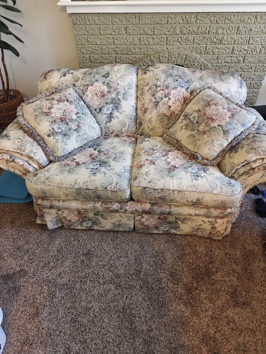 Vintage Cottage Core Couches